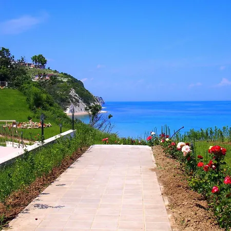 Byala Cliff Sea View Penthouse * Bjała