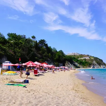 Byala Cliff Sea View Penthouse Apartament *