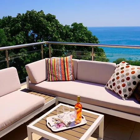 Byala Cliff Sea View Penthouse Apartament *