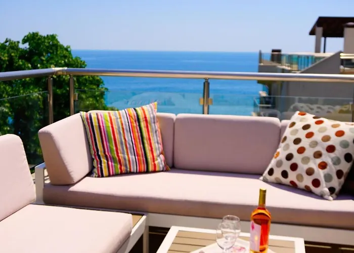 Byala Cliff Sea View Penthouse شقة